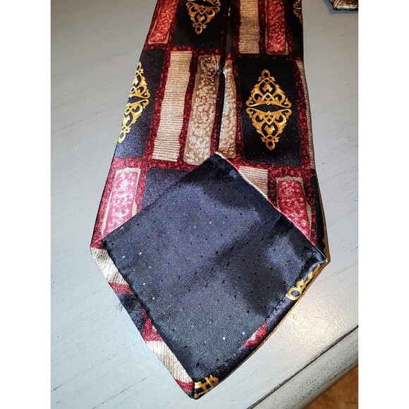 DeSantis Collection Men's Neck Tie Silk Hand Made In Italy Black Red Gold - Picture 4 of 6